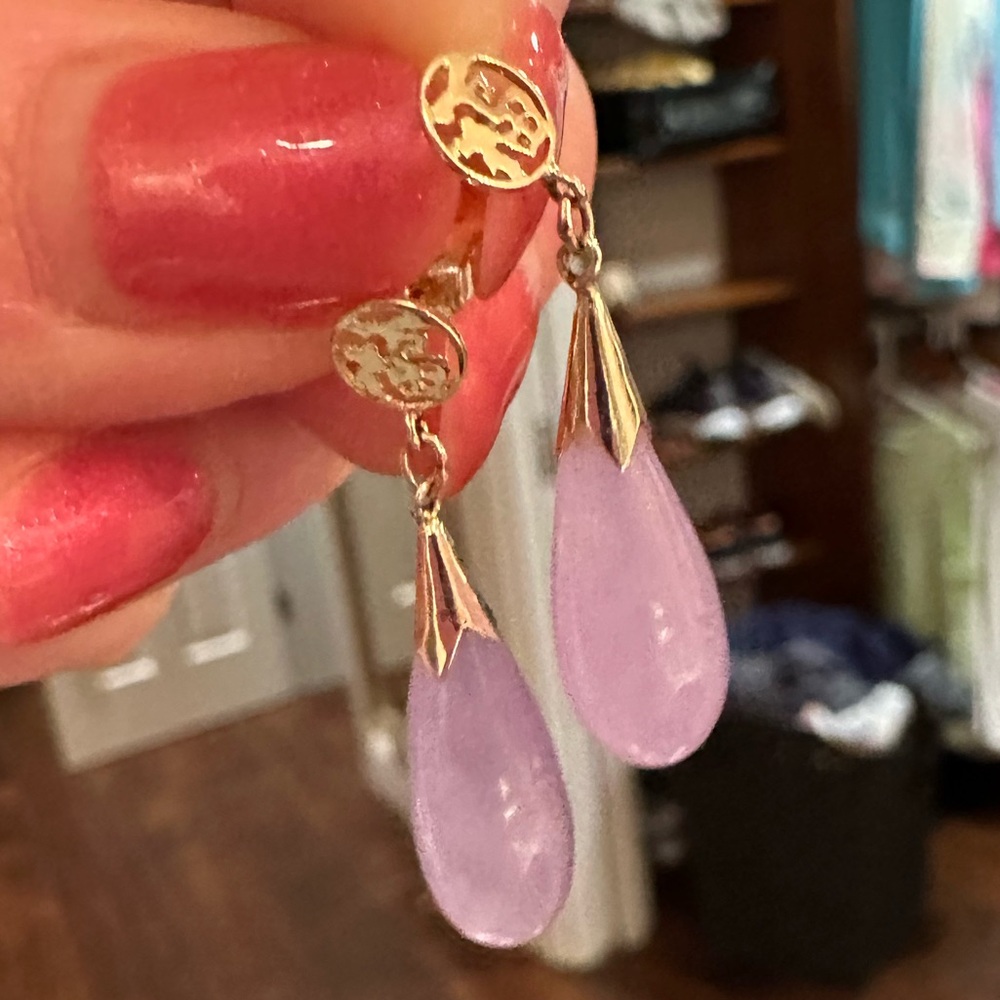 14K LAVENDER JADE TEARDROP EARRINGS